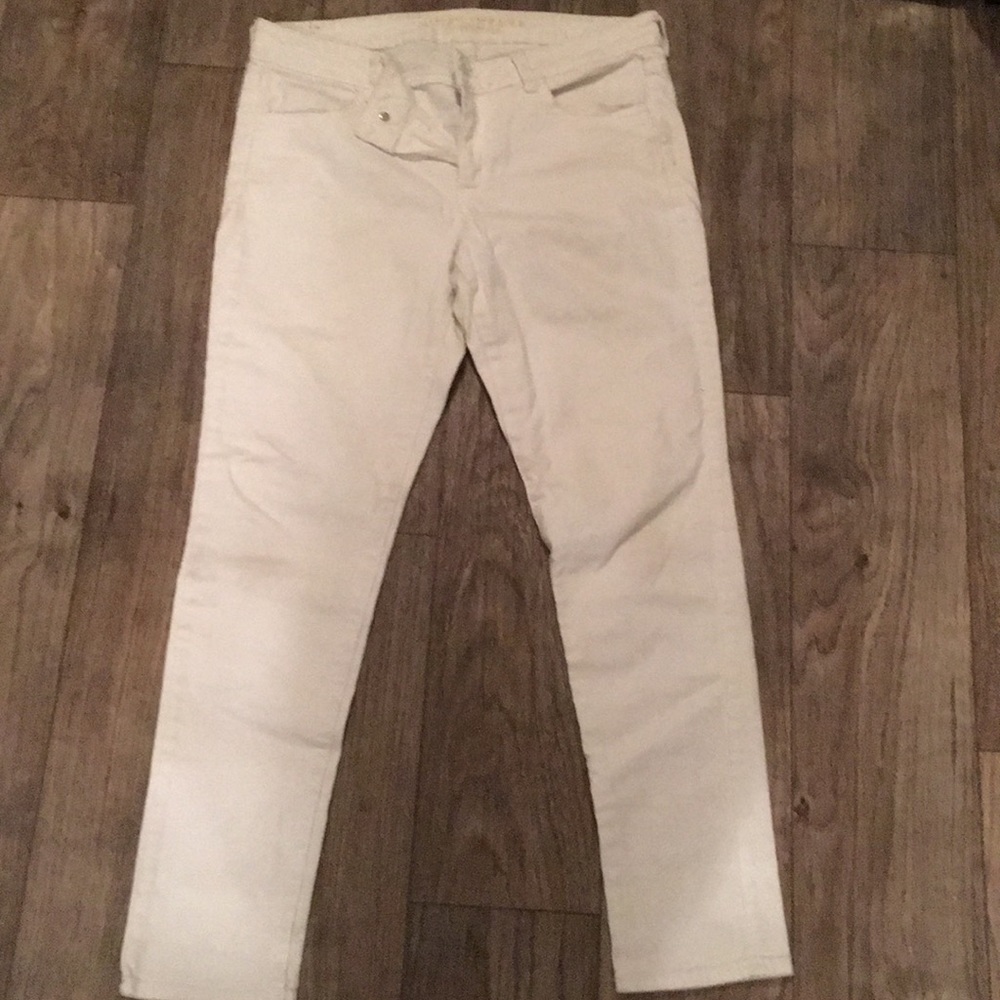 American Eagle White Jegging Skinny Jean